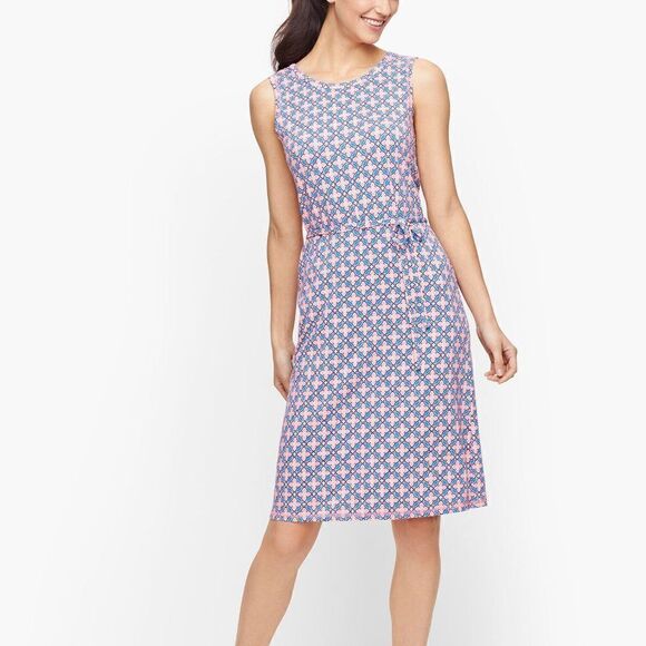 NEW ✨ T By Talbots Geo Print Belted Wrap Dress - Picture 2 of 8